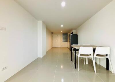 2 bed Condo in The Waterford Rama 4 Phra Khanong Sub District C020917