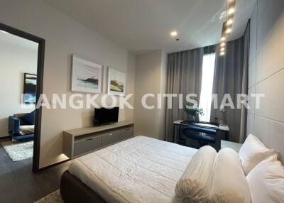 Condo at Edge Sukhumvit 23 for rent