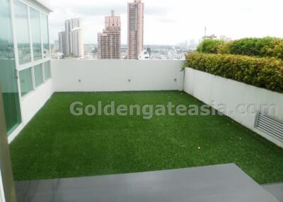 3-Bedrooms modern apartment with huge private terrace - Phrom Phong BTS