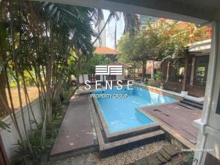 Classic 4 bedroom house for rent in Sukhumvit 26