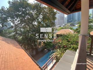 Classic 4 bedroom house for rent in Sukhumvit 26