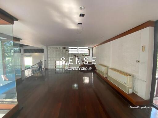 Classic 4 bedroom house for rent in Sukhumvit 26