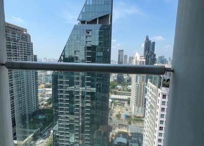 Condo for Rent at Silom Suite Condominium