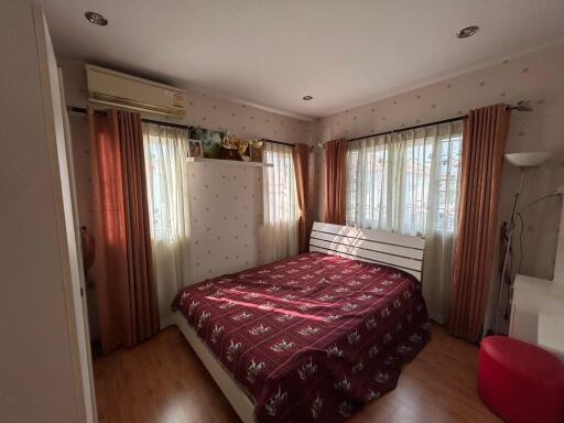 House for Rent in Pruksa Village 19