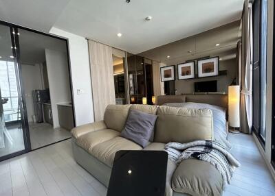 Condo for Rent at Noble Ploenchit