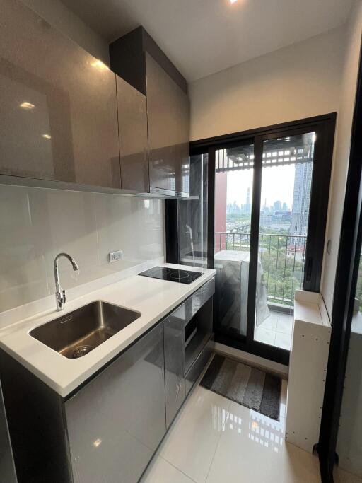 Condo for Rent at Life Asoke Hype