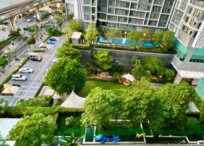 Condo for Rent at Ideo Mobi Sukhumvit 81