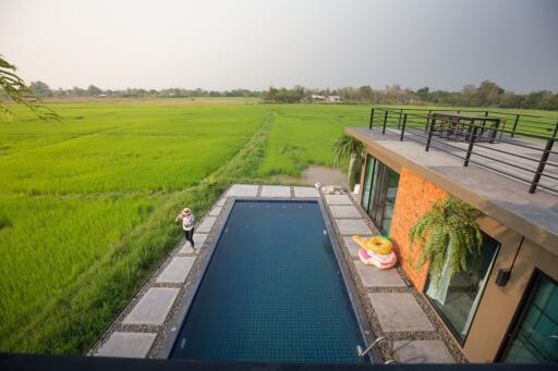 Pool Villa with A Beautiful 180-Degree View Over Rice Paddies