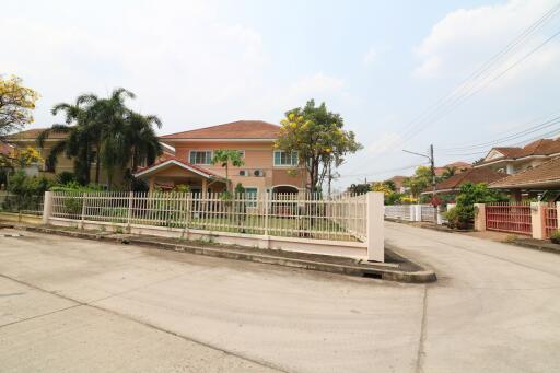 A Wonderful 3 BRM, 3 BTH 2-Level Home For Sale In Chonrada Estate, Udon Thani, Thailand