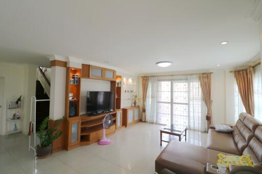 A Wonderful 3 BRM, 3 BTH 2-Level Home For Sale In Chonrada Estate, Udon Thani, Thailand