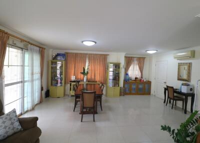 A Wonderful 3 BRM, 3 BTH 2-Level Home For Sale In Chonrada Estate, Udon Thani, Thailand