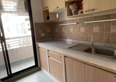 2-BR Condo at Lumpini Ville Phra Mae Maree Sathorn near BTS Saphan Taksin