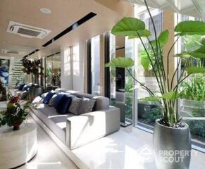 1-BR Condo at Walden Asoke near MRT Sukhumvit