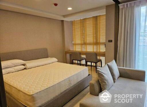 1-BR Condo at Walden Asoke near MRT Sukhumvit