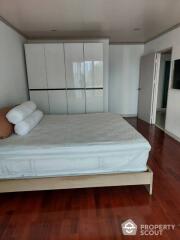 3-BR Condo at Fragrant 71 Condominium near BTS Phra Khanong