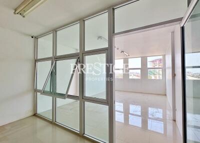 Commercial for sale – 21 rooms 6 bath in South Pattaya PP10403