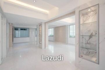 Luxury 4-Bed Detached Home in Watthana, Bangkok