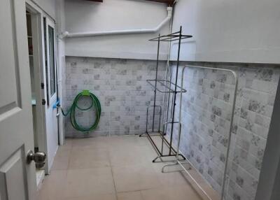 Townhouse for Rent, Sale at Waratthon Ville