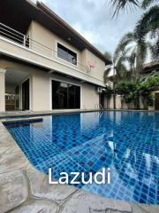 3 Bedrooms 250 SQ.M Pool Villa at Pattaya