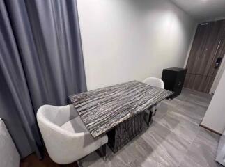 2 bed Condo in Ideo Q Sukhumvit 36 Khlongtan Sub District C020925