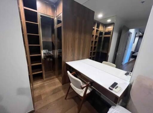 2 bed Condo in Ideo Q Sukhumvit 36 Khlongtan Sub District C020925