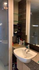 1 bed Condo in The Clover Khlong Tan Nuea Sub District C020922