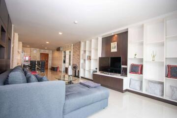 The Heart of Nimman: For Sale  Punna Residence 1 @ Nimman