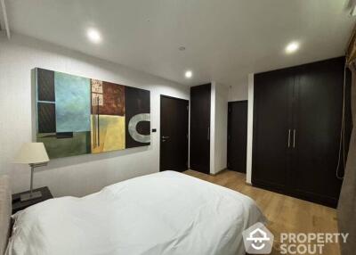 1-BR Condo at Sathorn Gardens near MRT Si Lom