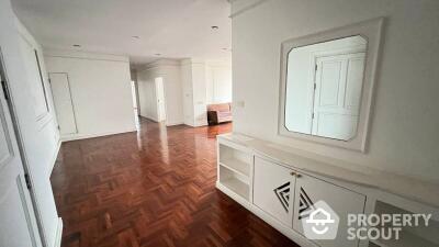 2-BR Condo at Ban Yosawadee near BTS Ari