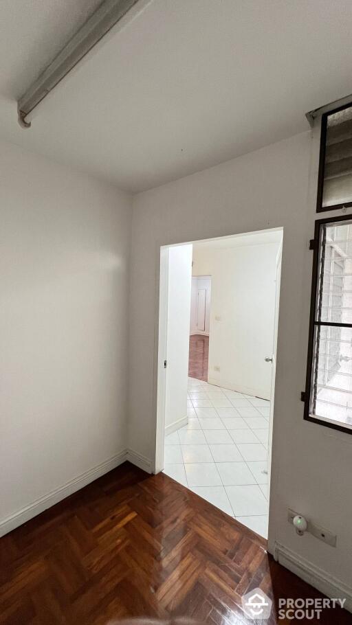 2-BR Condo at Ban Yosawadee near BTS Ari