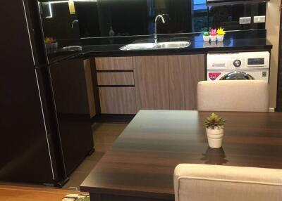 1-BR Condo at Focus Ploenchit near BTS Nana