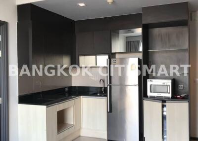 Condo at Edge Sukhumvit 23 for sale