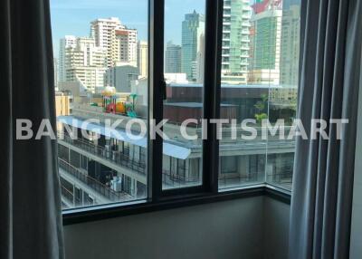 Condo at Edge Sukhumvit 23 for sale