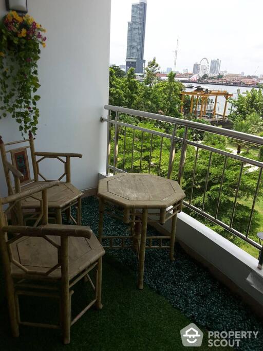 2-BR Condo at Supalai River Place Charoen Nakorn near BTS Krung Thon Buri