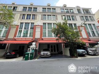 4-BR Townhouse at Baan Klang Krung (british Town - Thonglor) near BTS Thong Lor