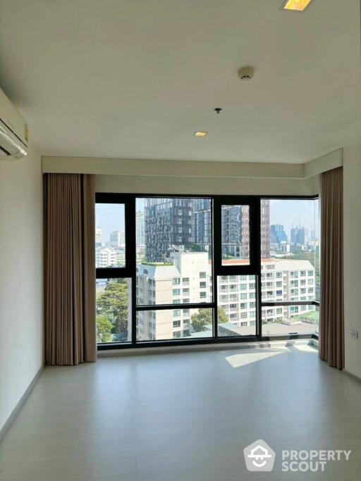 2-BR Condo at Rhythm Sukhumvit 36-38 near BTS Thong Lor