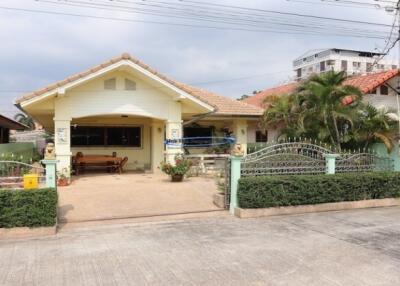 House near Hua Hin Airport for sale