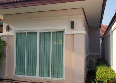 3 Bedrooms Villa / Single House Huay Yai H011743