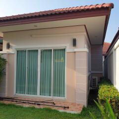 3 Bedrooms Villa / Single House Huay Yai H011743