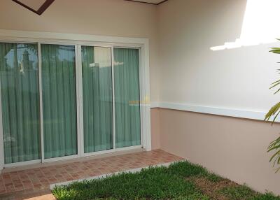 3 Bedrooms Villa / Single House Huay Yai H011743