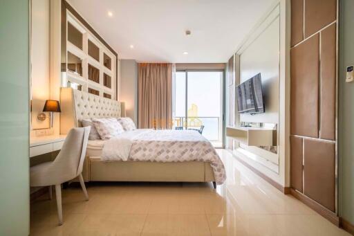 3 Bedrooms Condo in The Riviera Wong Amat Beach Wongamat C011742