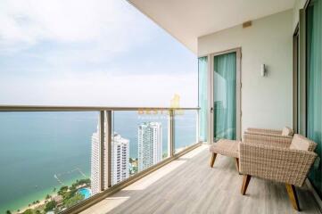 3 Bedrooms Condo in The Riviera Wong Amat Beach Wongamat C011742