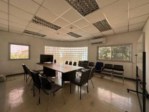 Spacious meeting room with natural lighting