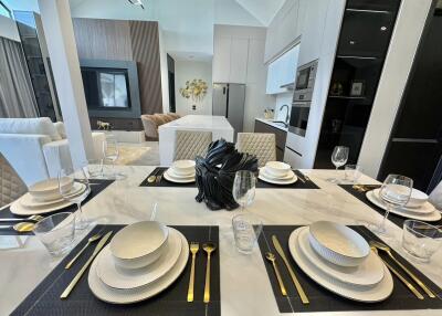 Elegant dining room with modern furnishings
