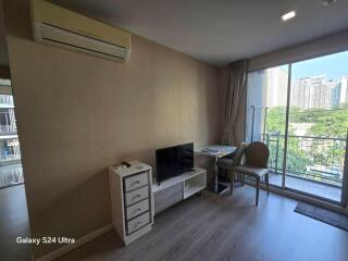 Condo for Rent at Metro Luxe Rama 4