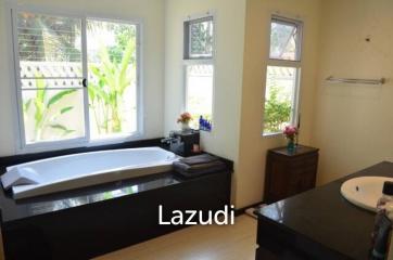 Luxury Balinese style 4 Bedroom Villa