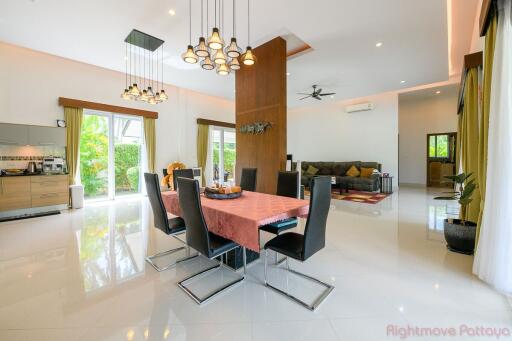 4 Bed House For Rent In Pattaya