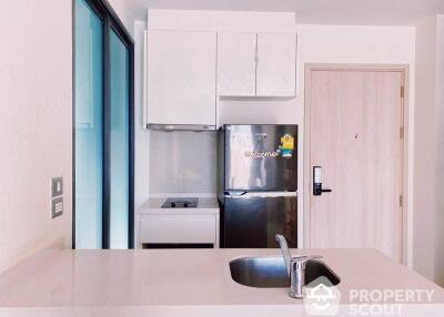 1-BR Condo at Rhythm Sukhumvit 42 near BTS Ekkamai