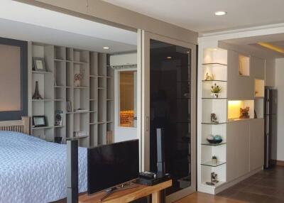 1 Bedroom condo for Rent/Salein Nimman