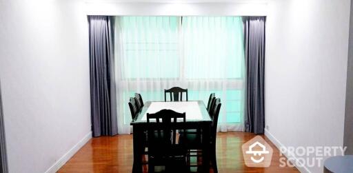 4-BR Condo at President Park Condominium near MRT Queen Sirikit National Convention Centre